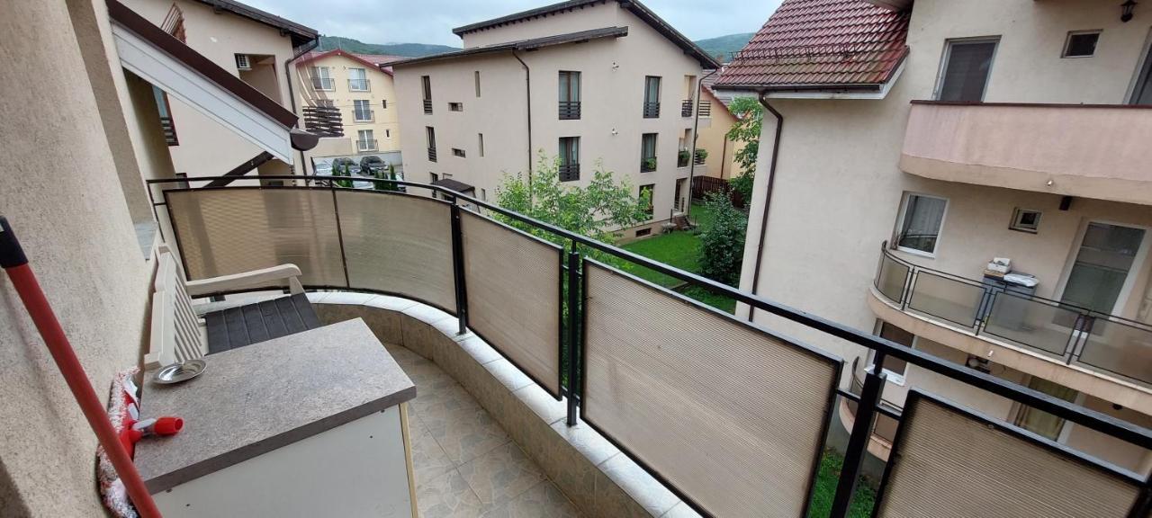 Apartament Cu 3 Camere Cluj-Napoca Exteriör bild