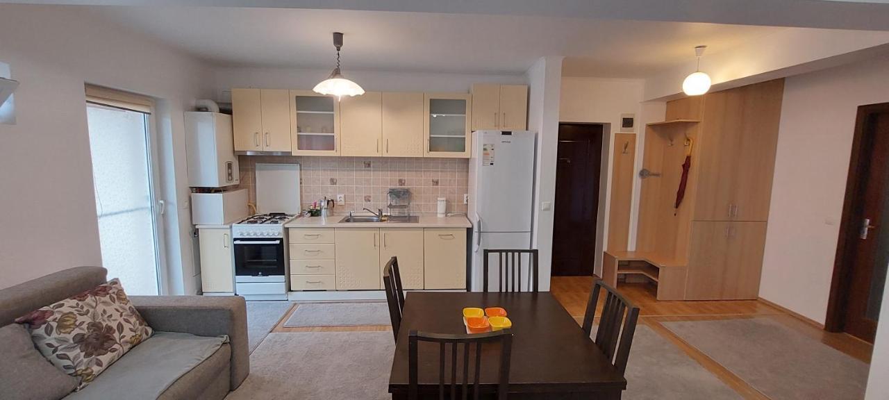 Apartament Cu 3 Camere Cluj-Napoca Exteriör bild
